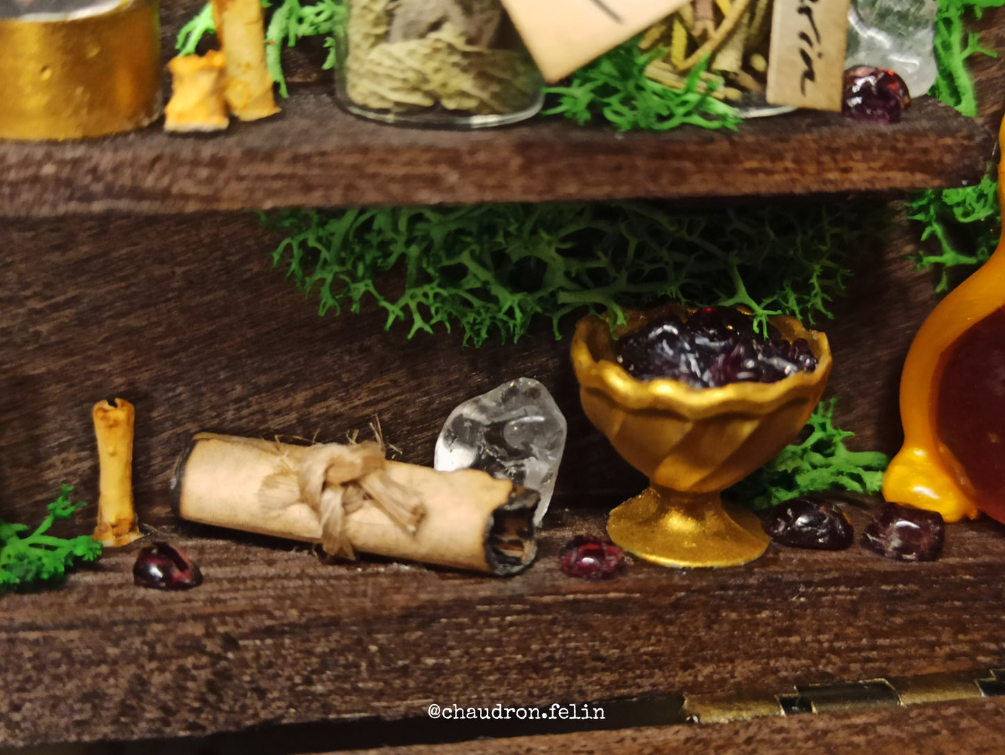 Boite Fantastique Samhain - Sablier, Araignée et Grenat