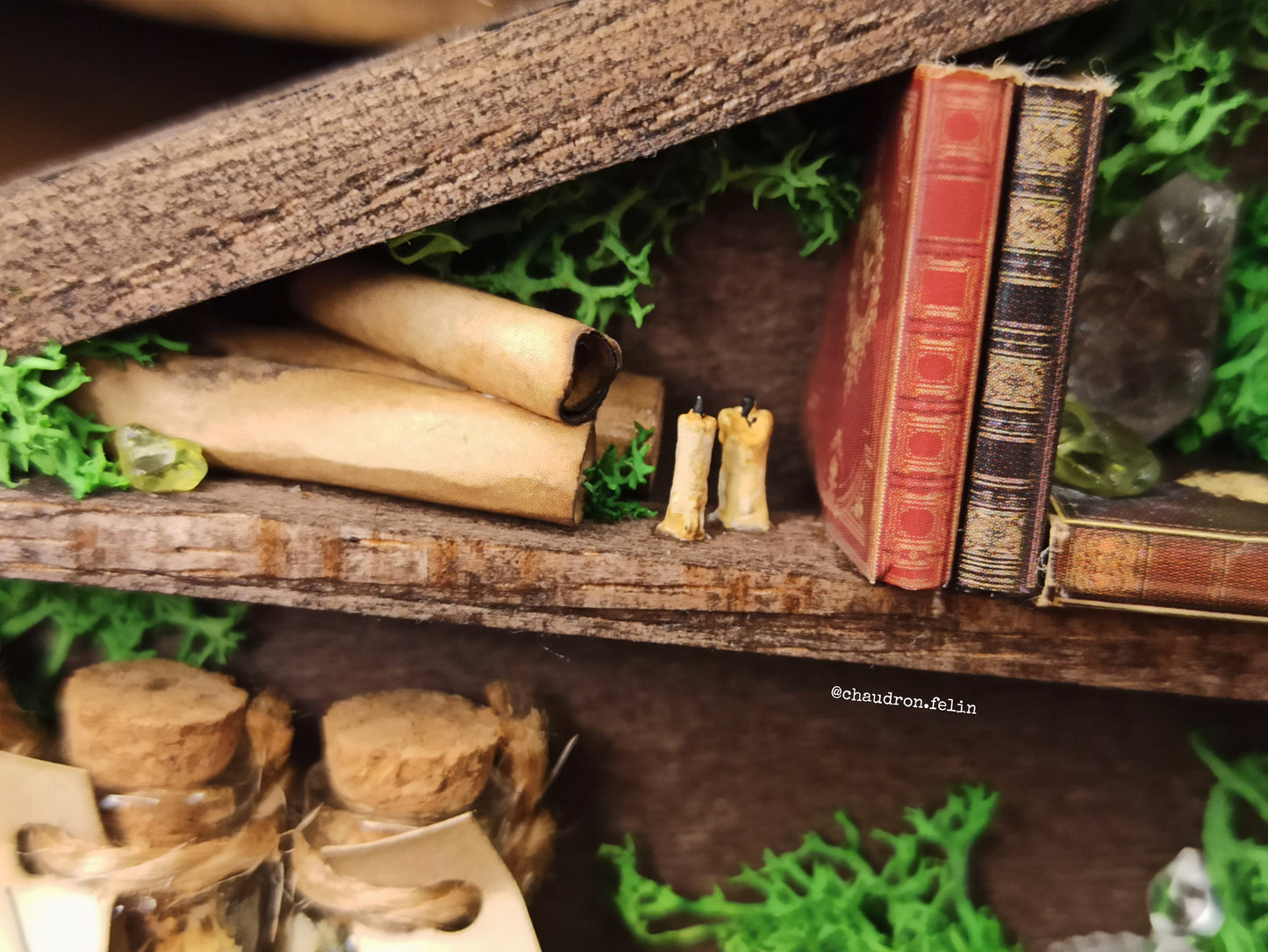 Boite Fantastique Samhain - Grimoire, Grenouille et Péridot
