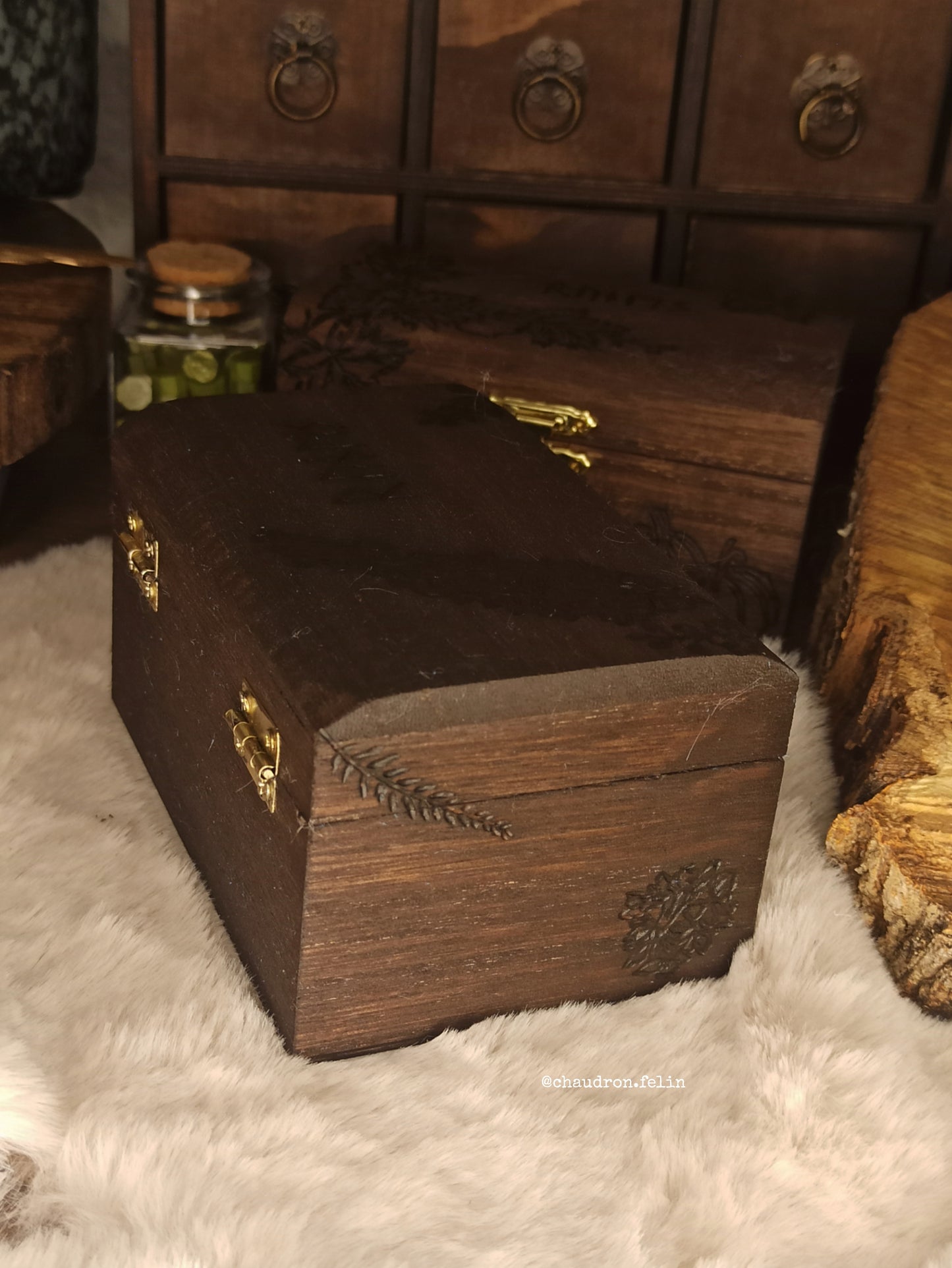 Boîte sans Runes et Lilas