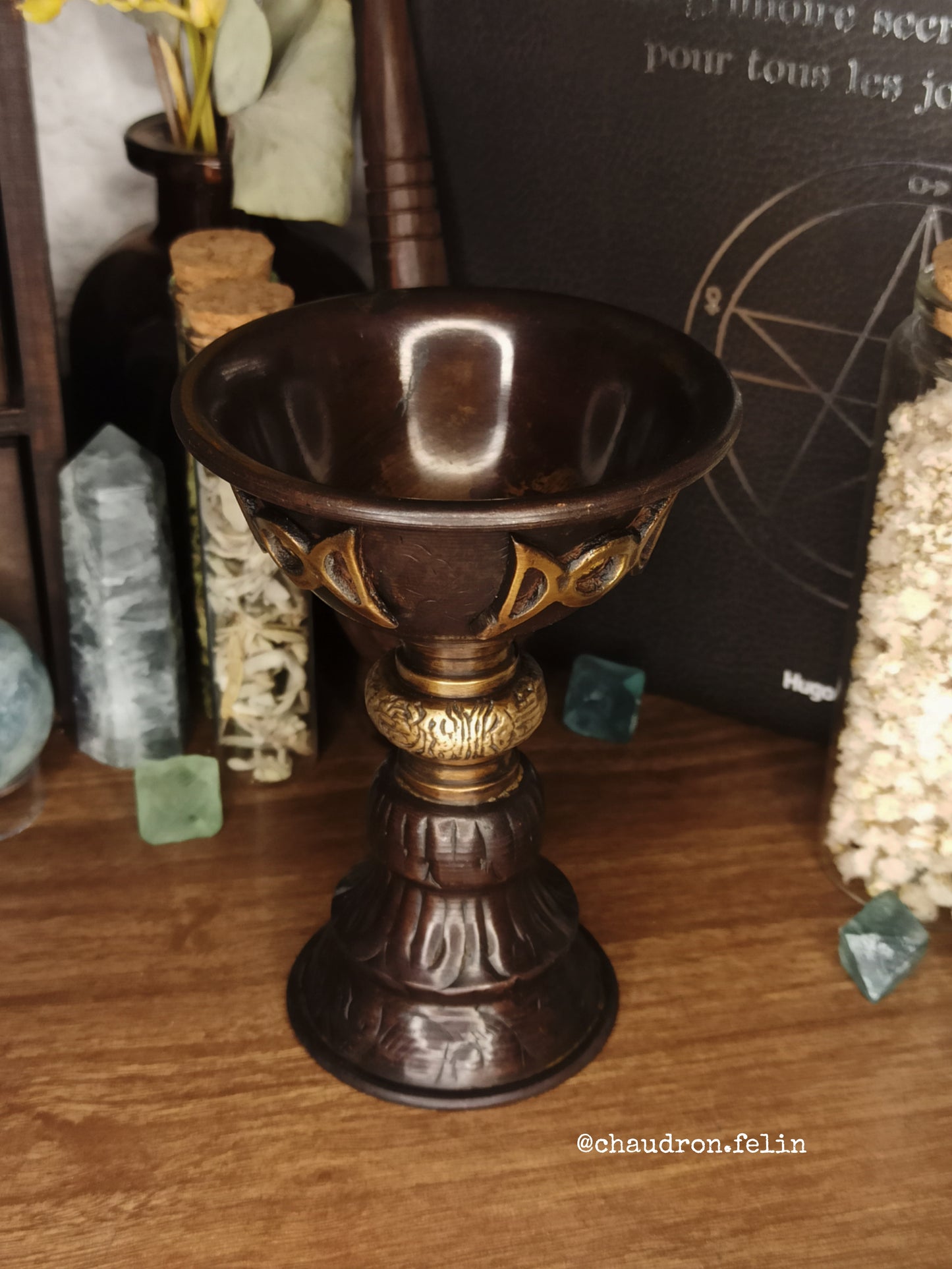 Coupe en Cuivre Antique - Triple Lune