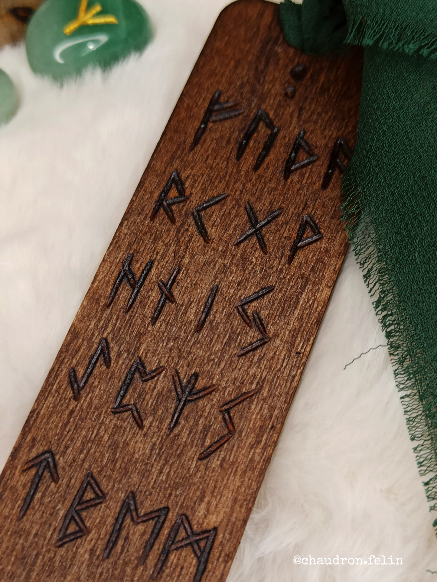 Marque Page pyrogravé - Futhark