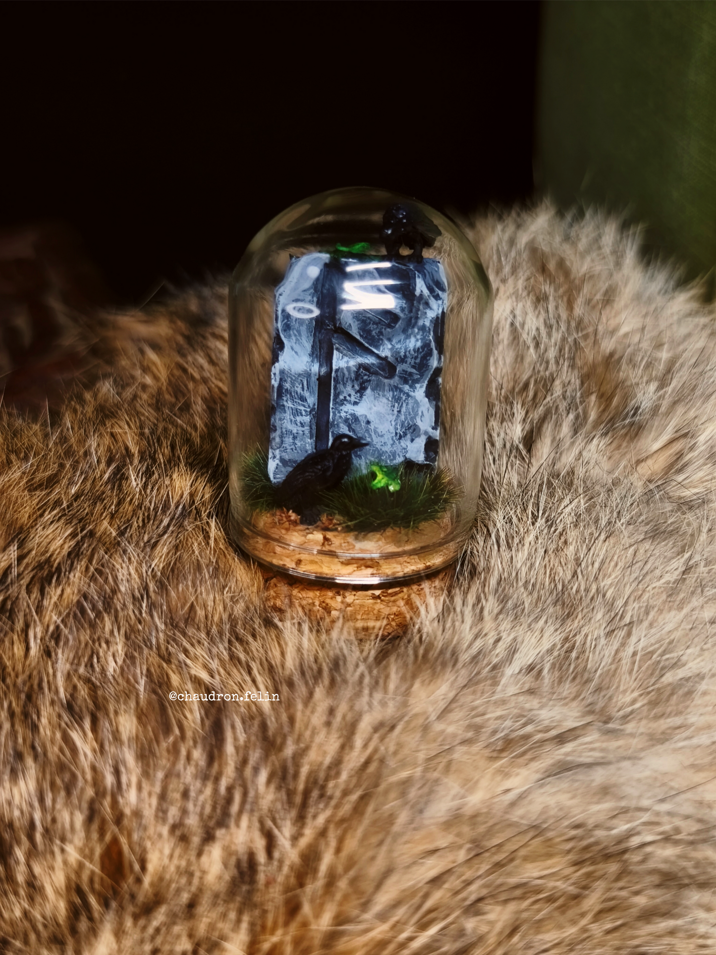 Stèles aux Runes Futhark - Dioramas miniatures