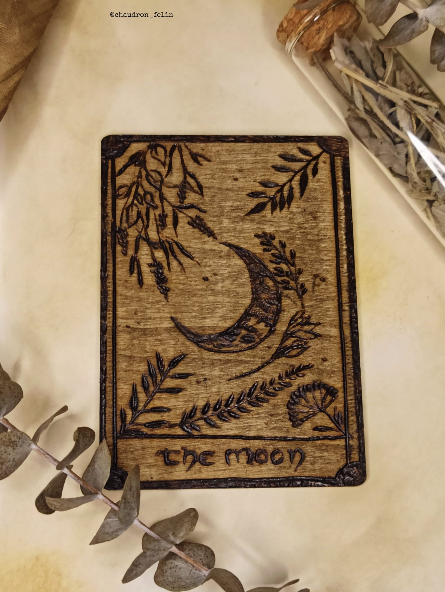 Carte de Tarot en Bois - La Lune