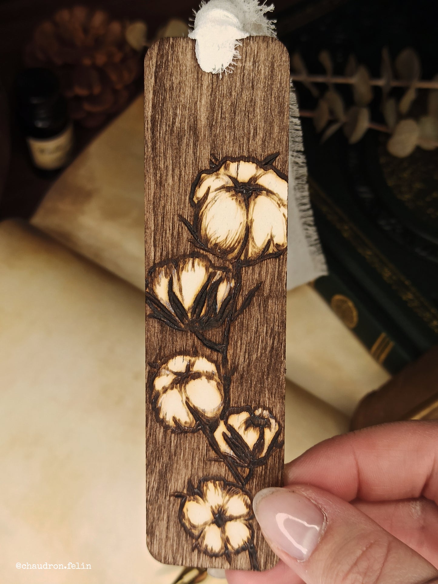 Marque Page en bois - Blanc