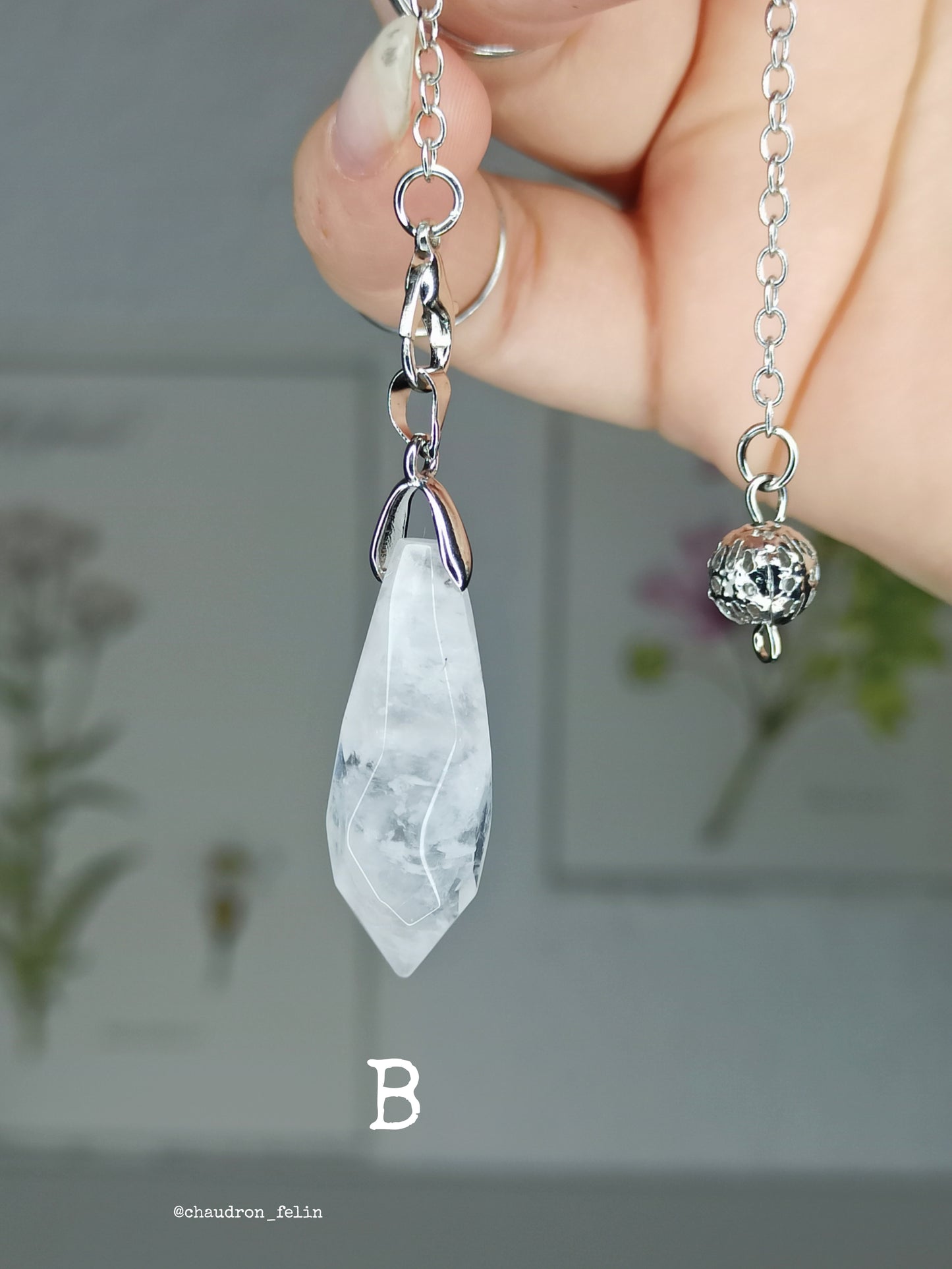 Pendule en Cristal de Roche
